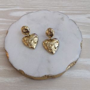 Nwot heart earrings